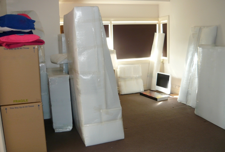 envolver muebles mudanza
